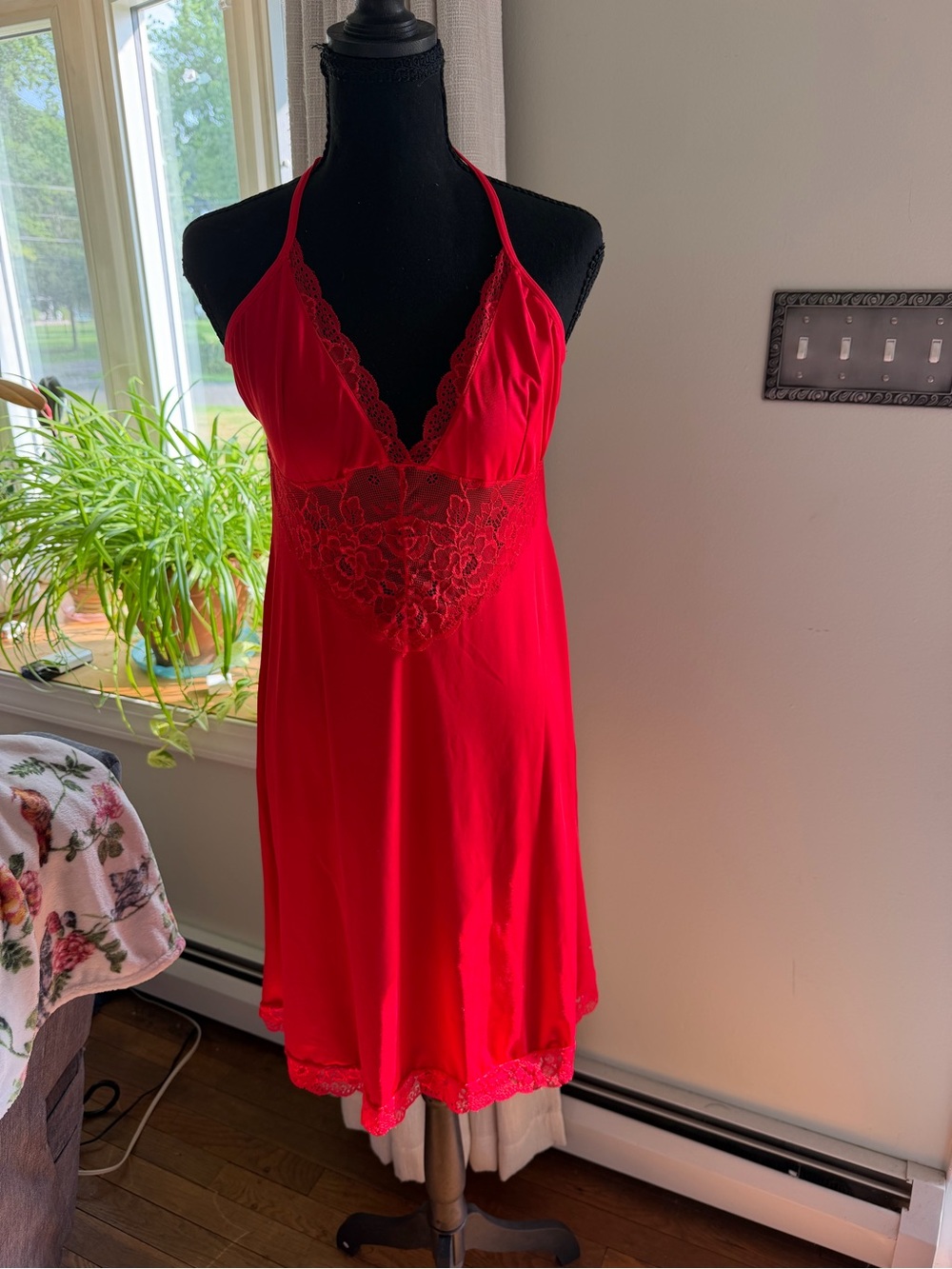 Romantic Red Lace-Detail Halter Chemise